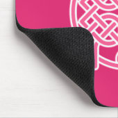 Celtic Sailor's Knot, Fuchsia Pink und White Mousepad (Ecke)