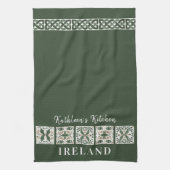 Celtic Tiles Ireland Personalisiert Geschirrtuch (Vertikal)