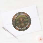 Celtic Tree Dragon - AI Art Generated Tattoo Art Runder Aufkleber (Umschlag)