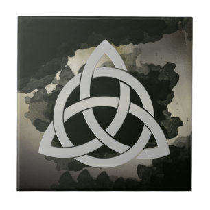 Celtic Trinity Knot Metal Circlated Vintag Black Fliese