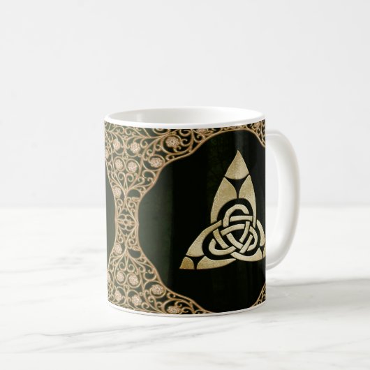 Celtic Trinity Knot on Forest Shadows  Kaffeetasse (VorderseiteRechts)