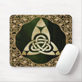 Celtic Trinity Knot on Forest Shadows Mousepad (Mit Mouse)