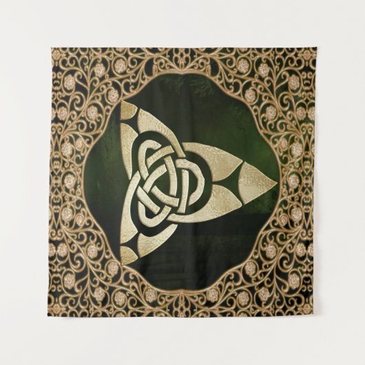 Celtic Trinity Knot on Forest Shadows Wandteppich (Vorderseite (Horizontal))