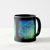 Celtic Triskele Becher Tasse (VorderseiteRechts)