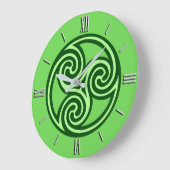 Celtic Triskele Verzierung, Limon und dunkelgrün Große Wanduhr (Winkel)