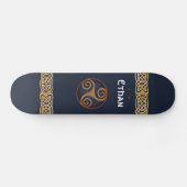 Celtic Triskelion (blau) Custom Skateboard (Horizontal)