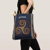 Celtic Triskelion (Blue) Custom Tasche (Von Nahem)
