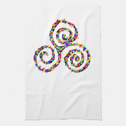 Celtic Triskelion Stärke Geschirrtuch (Vertikal)