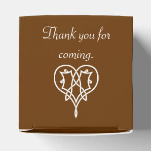 Celtic Weave Hearve in Chocolate Gevor Box Geschenkschachtel