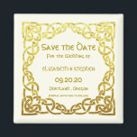 Celtic Wedding Imitats Gold Celtic Knot Save the D Magnet<br><div class="desc">Elegantes keltisches Hochzeitssemble Imitate Gold Celtic Knot Design auf Elfenbein. Dies ist eine Vorlage für Sie bereit,  um Ihre Hochzeitsdetails hinzuzufügen . Wenn Sie die Hintergrundfarbe ändern möchten oder den Schriftart ändern möchten,  klicken Sie bitte am Ende der Vorlage weiter anpassen .</div>