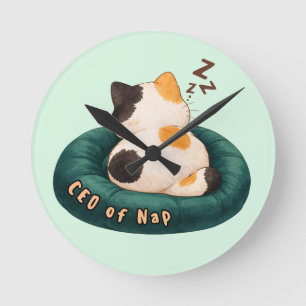 "CEO von Nap" Katze schläft auf dem Sofa Runde Wanduhr