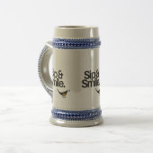 Ceramic Beer Stein – Sip & Smile Motivational Mug Bierglas (Vorderseite Links)