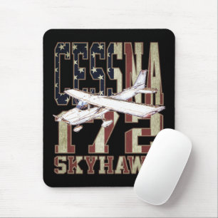 Cessna 172 Skyhawk mit Vintager Flagge der Vereini Mousepad