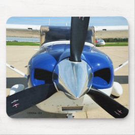 Cessna 182 mousepad