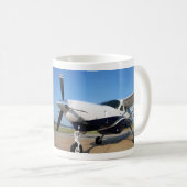 CESSNA 208 Tasse CARAVAN (VorderseiteRechts)