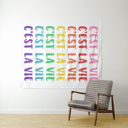C'est La Vie Französisches Sprichwort in Rainbow L Wandteppich (Beispiel (Horizontal))