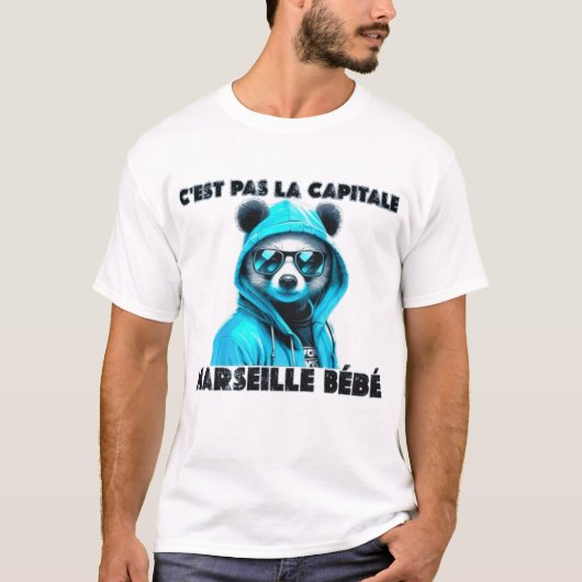 C'est pas la capitale c'est marseille bébé marseil T-Shirt (Vorderseite)