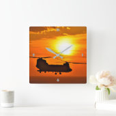 CH-47F CHINOOK QUADRATISCHE WANDUHR (Zuhause)