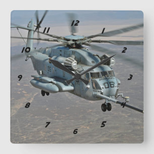 CH-53E über die Uhr der Tankmission