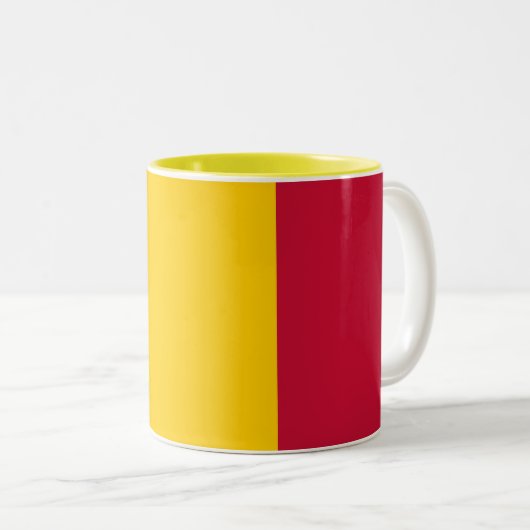 Chad Flag Zweifarbige Tasse (VorderseiteRechts)