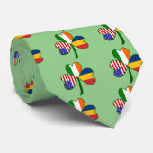 Chadian Flag Kleeblatt Krawatte (Gerollt)