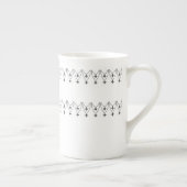 Chain & Pendant Porzellantasse (Rechts)