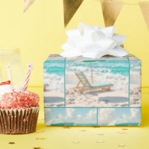 Chaise Lounge auf dem Sand des weißen Ozeans Geschenkpapier