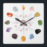 *~* Chakra Kristallenergie-Edelstein Quadratische Wanduhr<br><div class="desc">* Chakra Kristallenergie-Edelstein-Schwingungens-Wand Clock* Die eingeschlossenen Edelsteinsteine und -kristalle sind: Klare Quarz-Punkte, Rosen-Quarz, Granat, blauer Kalzit, schwarzer Onyx, Pyrit, Peridot, Amethyst, blauer Spitze-Achat, Citrine, Carnelian, orange Kalzit und Mandarine-Quarz. Dieses ist ein quadratisches friedliches Beruhigen multi - Edelstein- und Kristallwanduhrentwurf, der entfernt Energie- vom Abstandsheiler Anna Rosa erhöht wird (alias Anna...</div>