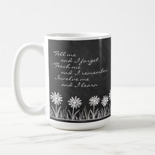 Chalk Board Daisy Doodle Cursive Typography Mug Kaffeetasse (Links)