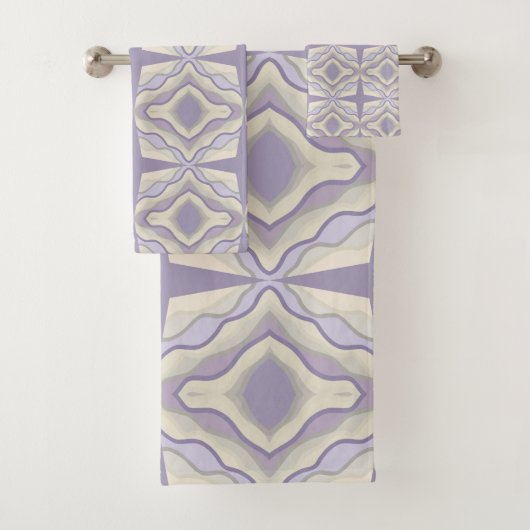 Chalk Gray Lavender Octagon Star Geometric Design Badhandtuch Set (Insitu)
