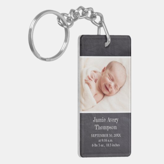 Chalkboard Baby Photo Birth Stats Personalized Schlüsselanhänger (Vorderseite links)