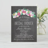 Chalkboard-Blume im Bloom-Brautparty Einladung (Stehend Vorderseite)
