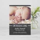 Chalkboard-Briefing 1 Foto Geburtsankündigung Ankündigung (Stehend Vorderseite)