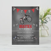 Chalkboard Dirt Bike Einladung Geburtstag (Stehend Vorderseite)