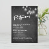 Chalkboard Edison Lights Postponed Wedding Einladung (Stehend Vorderseite)