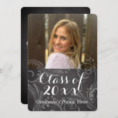 Chalkboard Elegante Swirl Foto Abschluss Einladung (Vorne/Hinten)