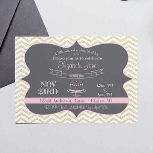 Chalkboard First Birthday Cake Einladung