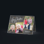 Chalkboard Foto Collage Imitats Gold Glitzer Feiertagskarte<br><div class="desc">Mit dieser modernen Urlaubskarte,  die eine Collage aus Foto auf einem Chalkboard-Hintergrund bietet,  senden Sie Wünsche für ein frohes Weihnachtsfest.</div>