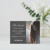 Chalkboard Graduate Foto Save the Date Ankündigungspostkarte (Stehend Vorderseite)