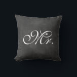 Chalkboard Herr Pillow Kissen<br><div class="desc">Extravaganter Typ auf einem illustrierten Chalkboard Hintergrund betont dieses Kissen für den Sweetheart Tisch, Sofa oder Bett. Die koordinierende Frau cushion ist ebenfalls verfügbar. Wenn Sie die Typfarbe ändern möchten: Klicken Sie auf den Knopf "Anpassen", klicken Sie auf die Zeile des Typs auf der rechten Seite, klicken Sie auf das...</div>
