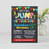 Chalkboard Jump Geburtstag Trampolin Bounce Party Einladung (Stehend Vorderseite)