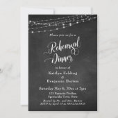 Chalkboard Light Strings Hochzeit Probe Dinner Einladung (Vorderseite)