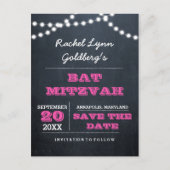 Chalkboard Lights Dark Pink Bat Mitzvah Rett Date Ankündigungspostkarte (Vorderseite)