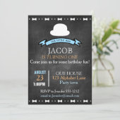 Chalkboard look boy's erste Einladung zum Geburtst (Stehend Vorderseite)