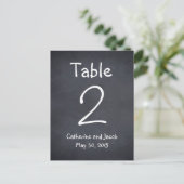 Chalkboard Look Wedding Tischnummer Card (Stehend Vorderseite)