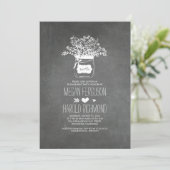 Chalkboard Mason Jar Rustikale Engagement Partei Einladung (Stehend Vorderseite)