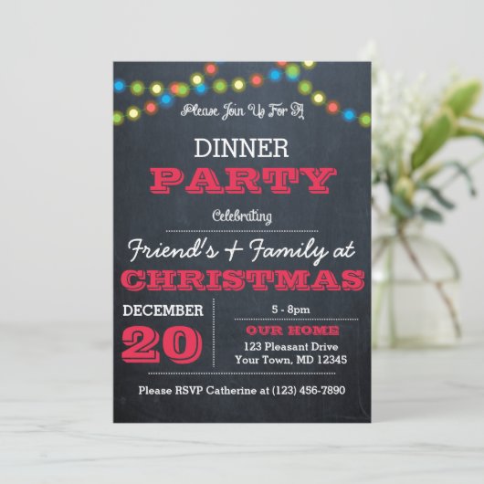 Chalkboard Multi Lights Red Holiday Einladung (Stehend Vorderseite)