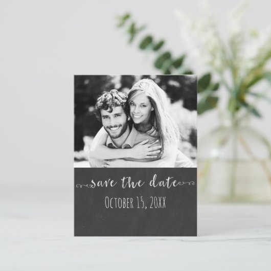 Chalkboard SAVE THE DATE Chalk Wedding Foto Ankündigungspostkarte (Stehend Vorderseite)