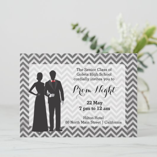 Chalkboard Silhouette Coups Einladung (Stehend Vorderseite)