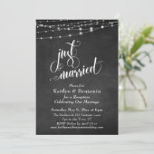 Chalkboard String Lights Just Married Celebration Einladung (Stehend Vorderseite)
